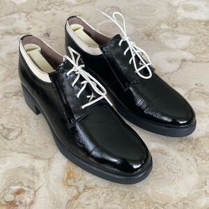 Wonders Smart Blackk / White Patent Block Heel Oxford Lace Up Shoes Ultra Light